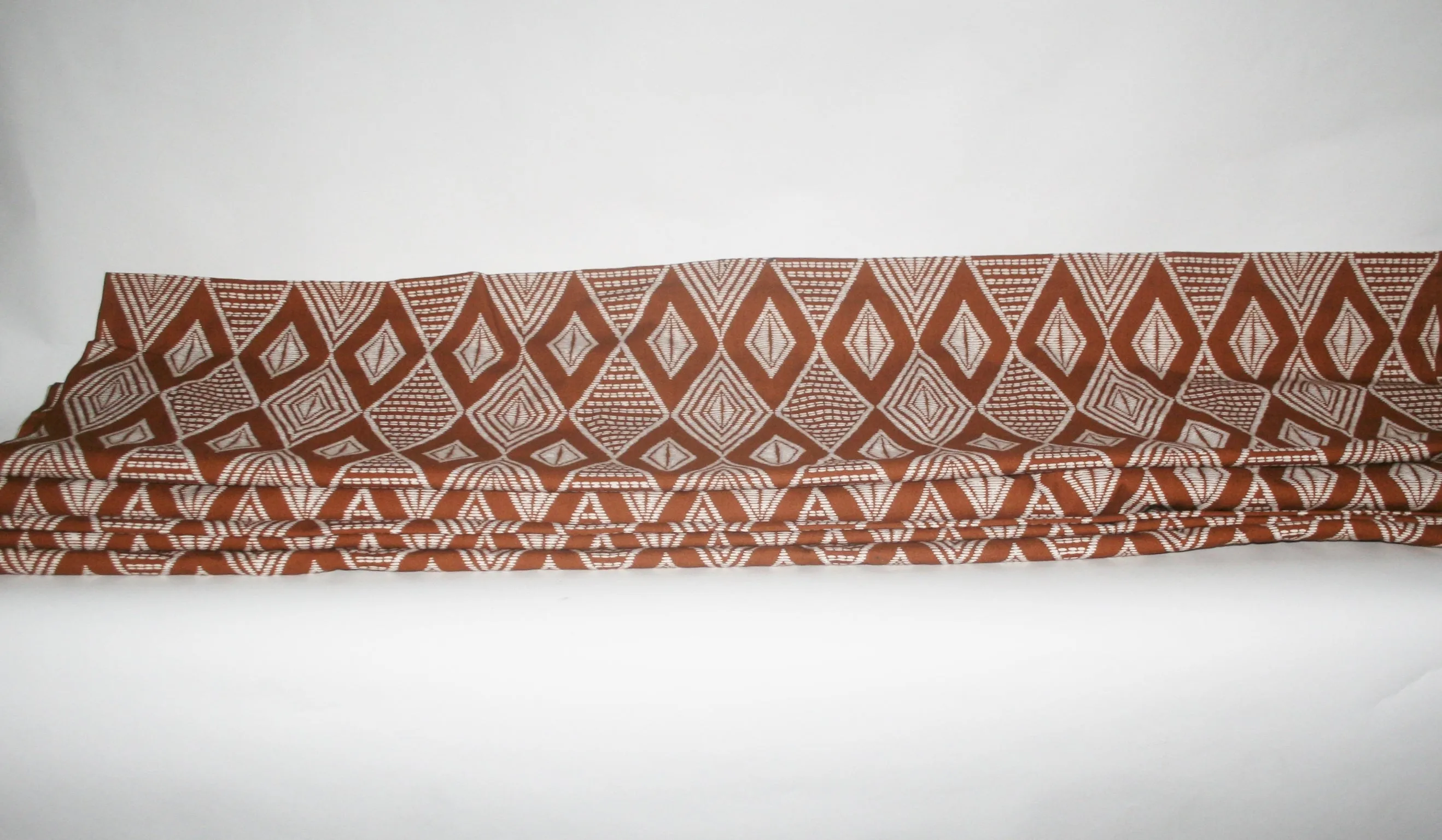 African Fabric Vlisco Classic Impression de Woodin Geometric 20.88 Yards Yard