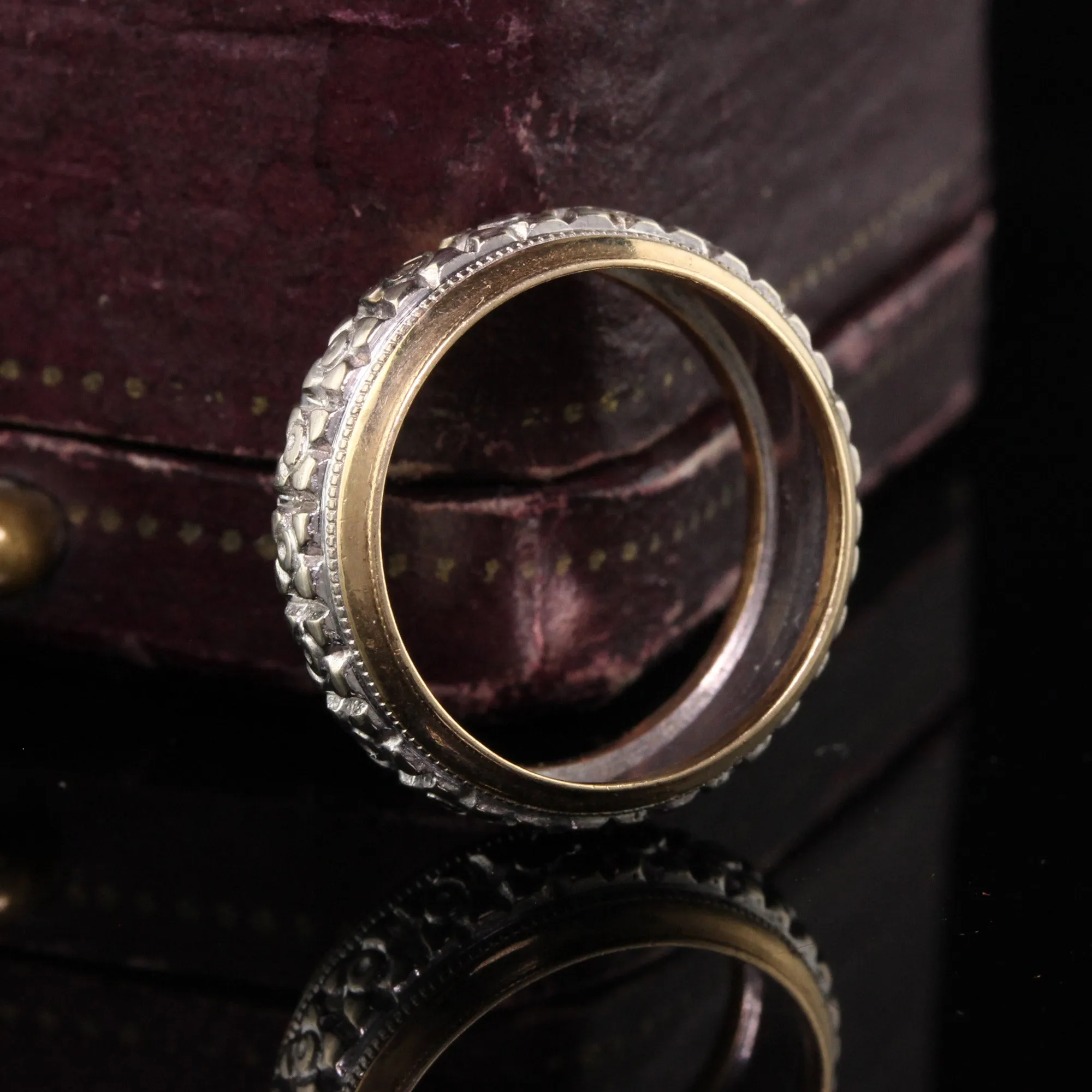 Antique Art Deco 14K Yellow and White Gold Engraved Blossom Wedding Band
