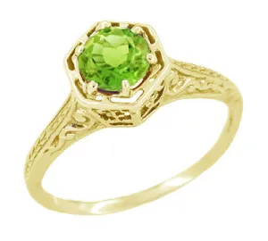 Art Deco Hexagon Filigree Peridot Ring in 14K Yellow Gold