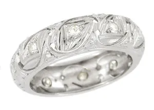 Art Deco Triangle Filigree Diamond Wedding Band in Platinum - Size 4.5