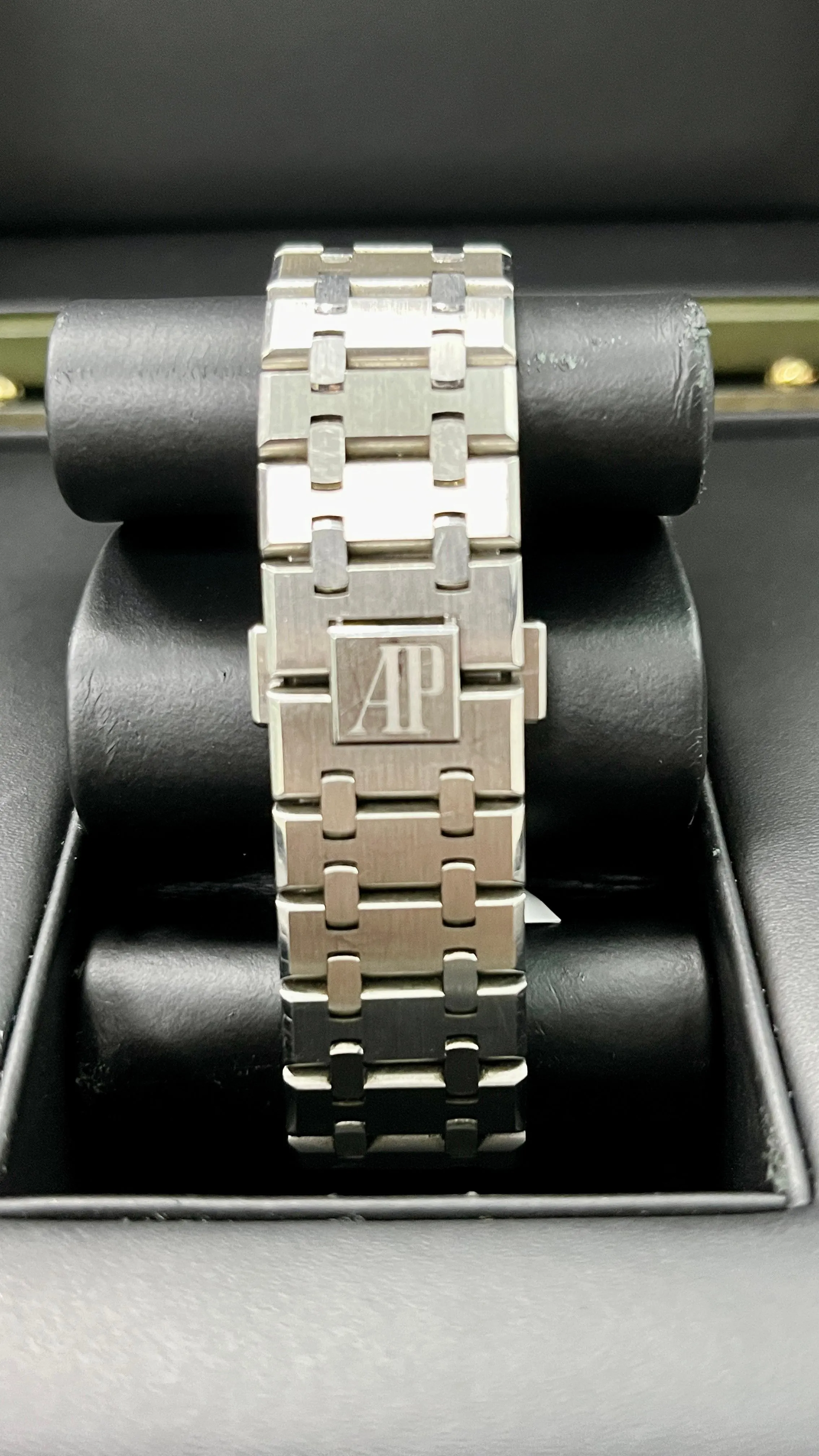 Audemars Piguet Royal Oak Chronograph 26331ST.OO.1220ST.02 Black Dial