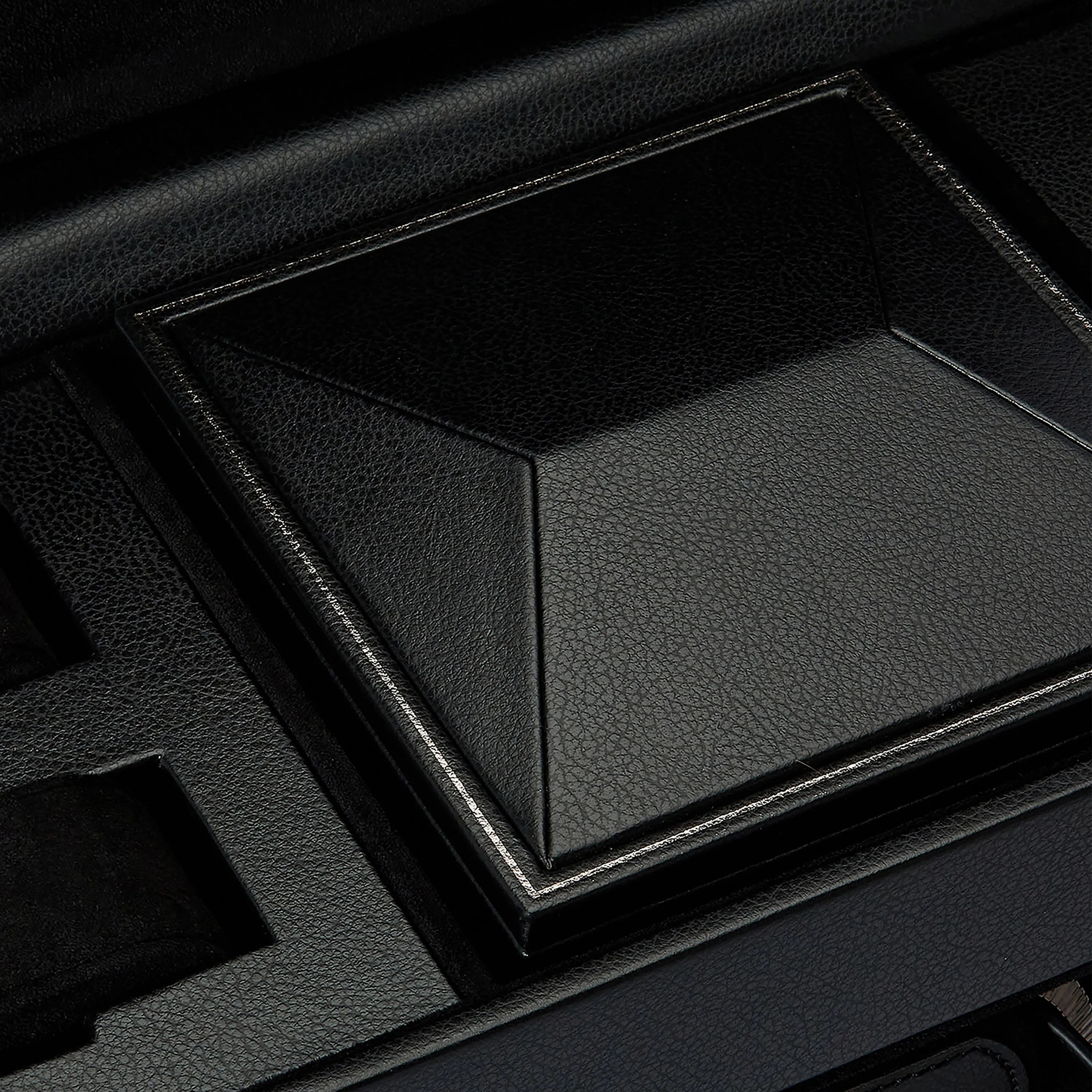 British Racing Triple Watch Winder With Storage