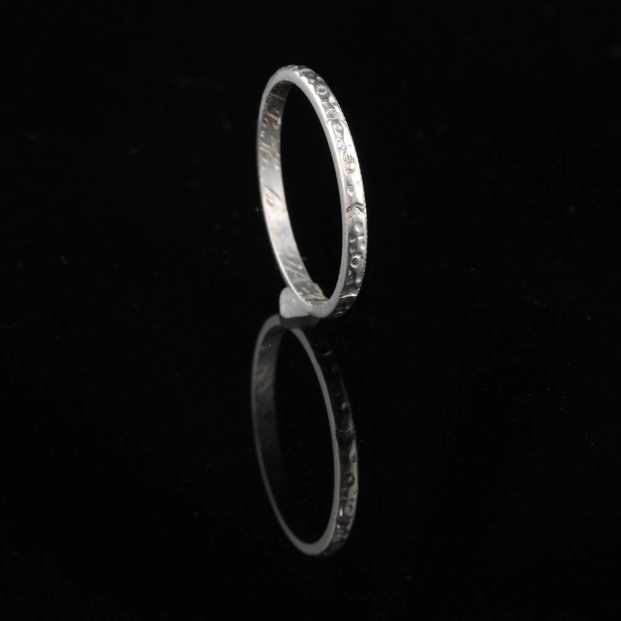 Circa 1934 - Antique Art Deco Platinum Engraved Wedding Band - Size 5.25
