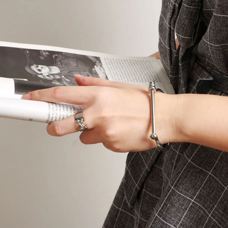 CLASSIC SLIM SCREW BRACELET