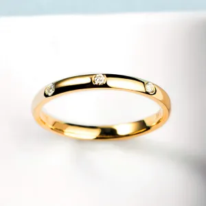 Diamond 3 Stones Flush Set Wedding Dome Ring