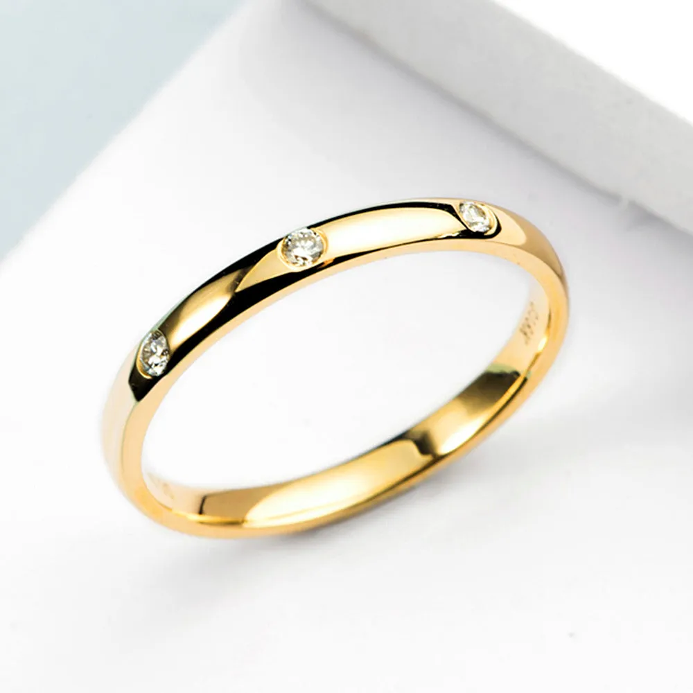 Diamond 3 Stones Flush Set Wedding Dome Ring