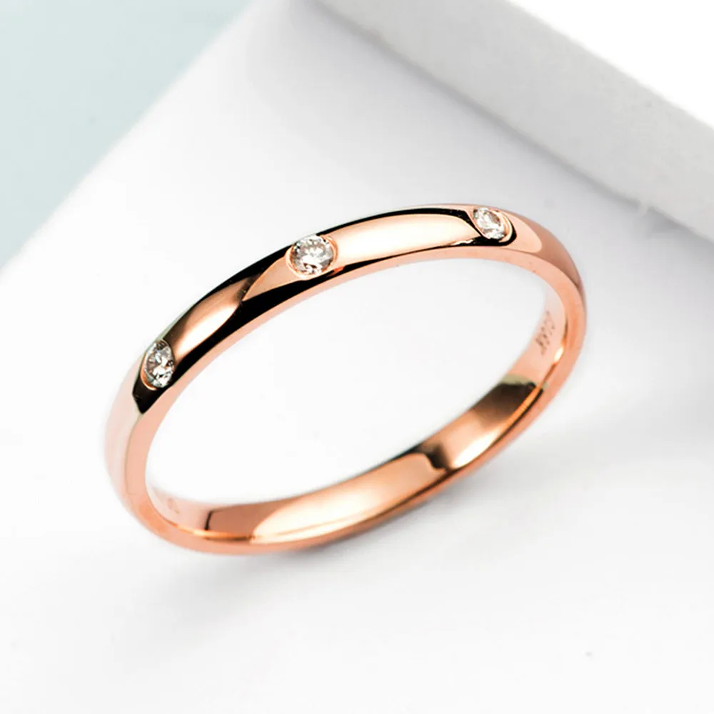 Diamond 3 Stones Flush Set Wedding Dome Ring