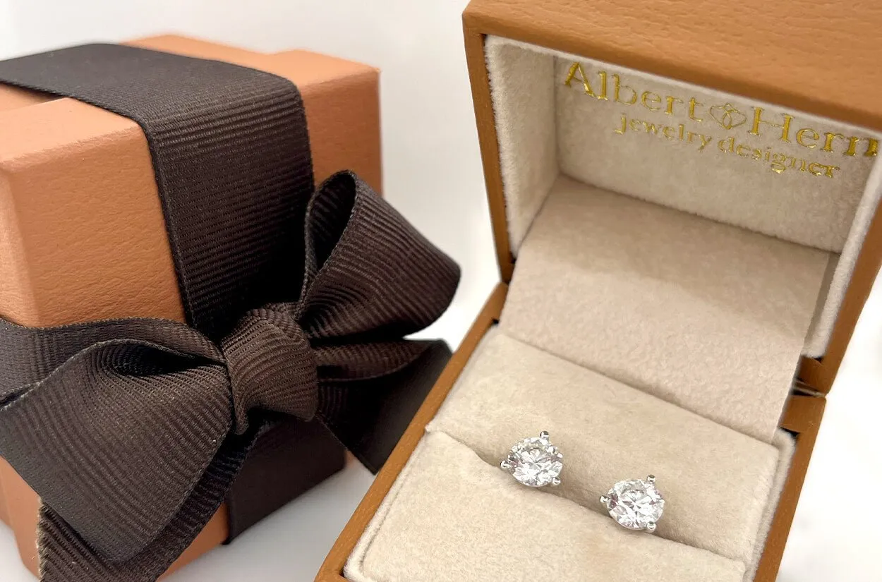 Earrings 3.00 cts Natural Round Diamonds GIA I VS2 Platinum Studs