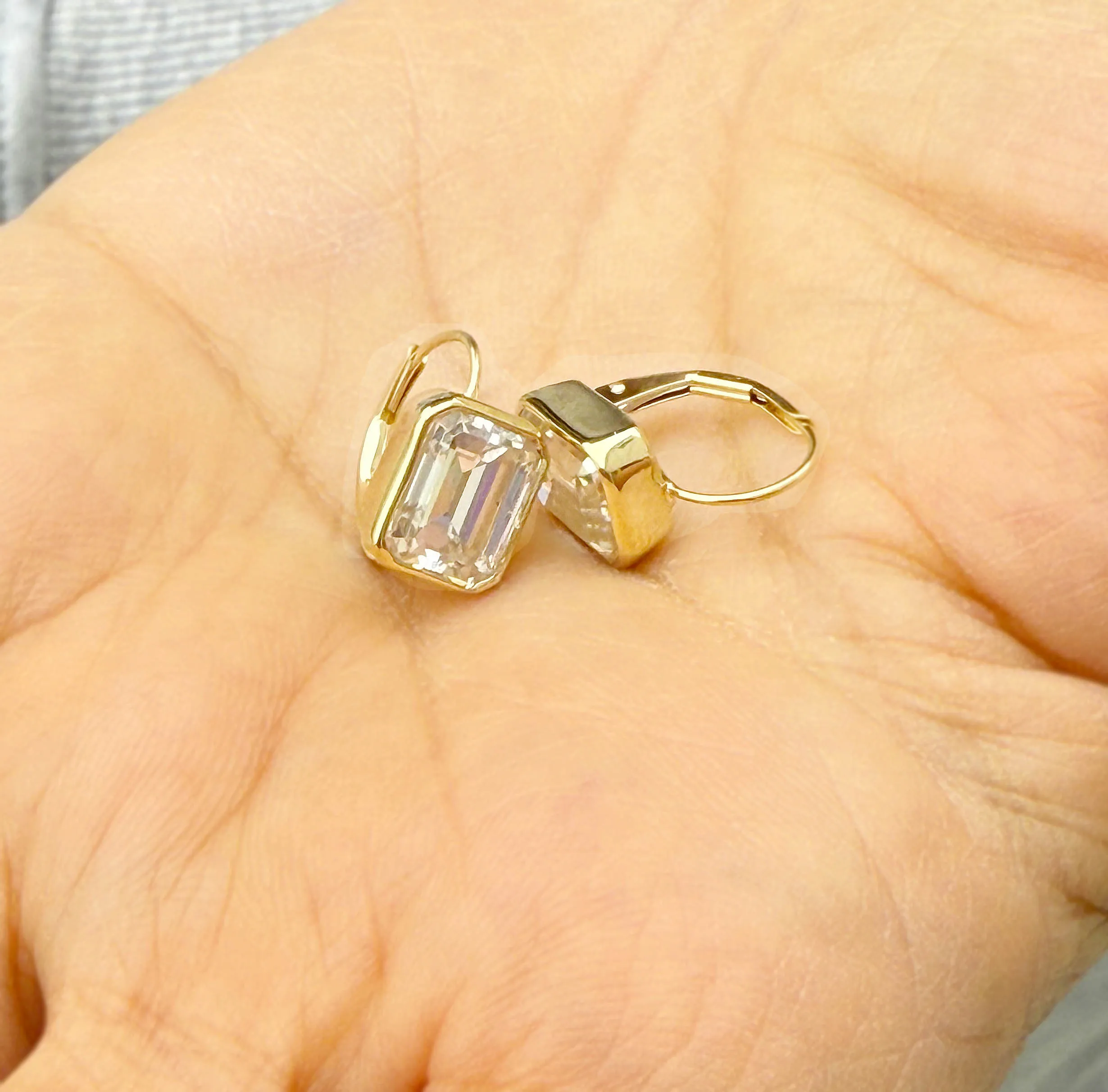 Emerald Cut Diamond Earrings IGI Certified Bezel set Style 14k Solid Yellow Solid Gold 4.00ct Lever Back Set Style Stud Lever Back Earrings