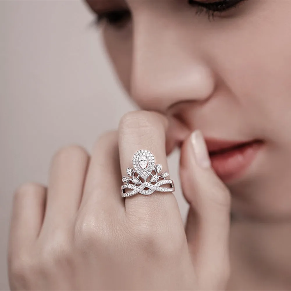 GIA Diamond Crown Tiara Design Engagement Ring
