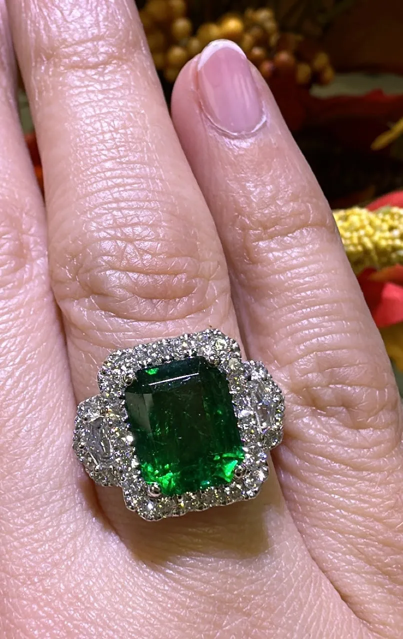 GRS Certified Emerald Statement 4.55carat Zambian Emerald - Cut Emerald & Diamond Ring