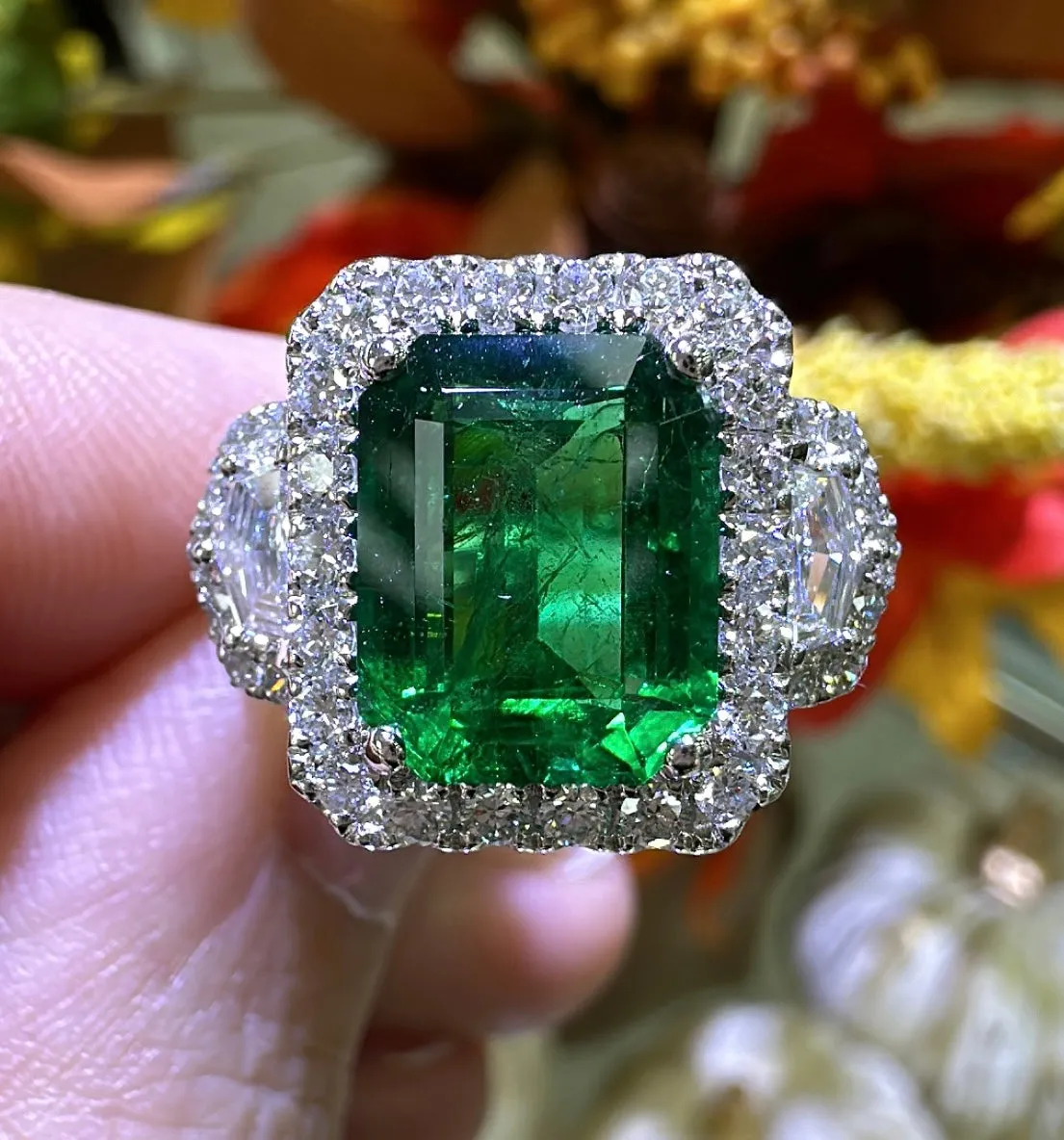 GRS Certified Emerald Statement 4.55carat Zambian Emerald - Cut Emerald & Diamond Ring