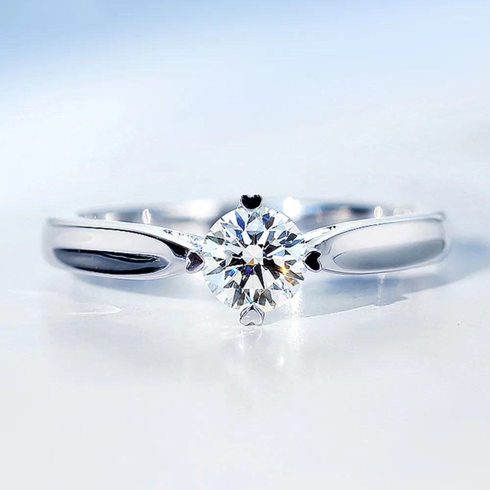Heart-Shaped Claw GIA Diamond Solitaire Engagement Ring