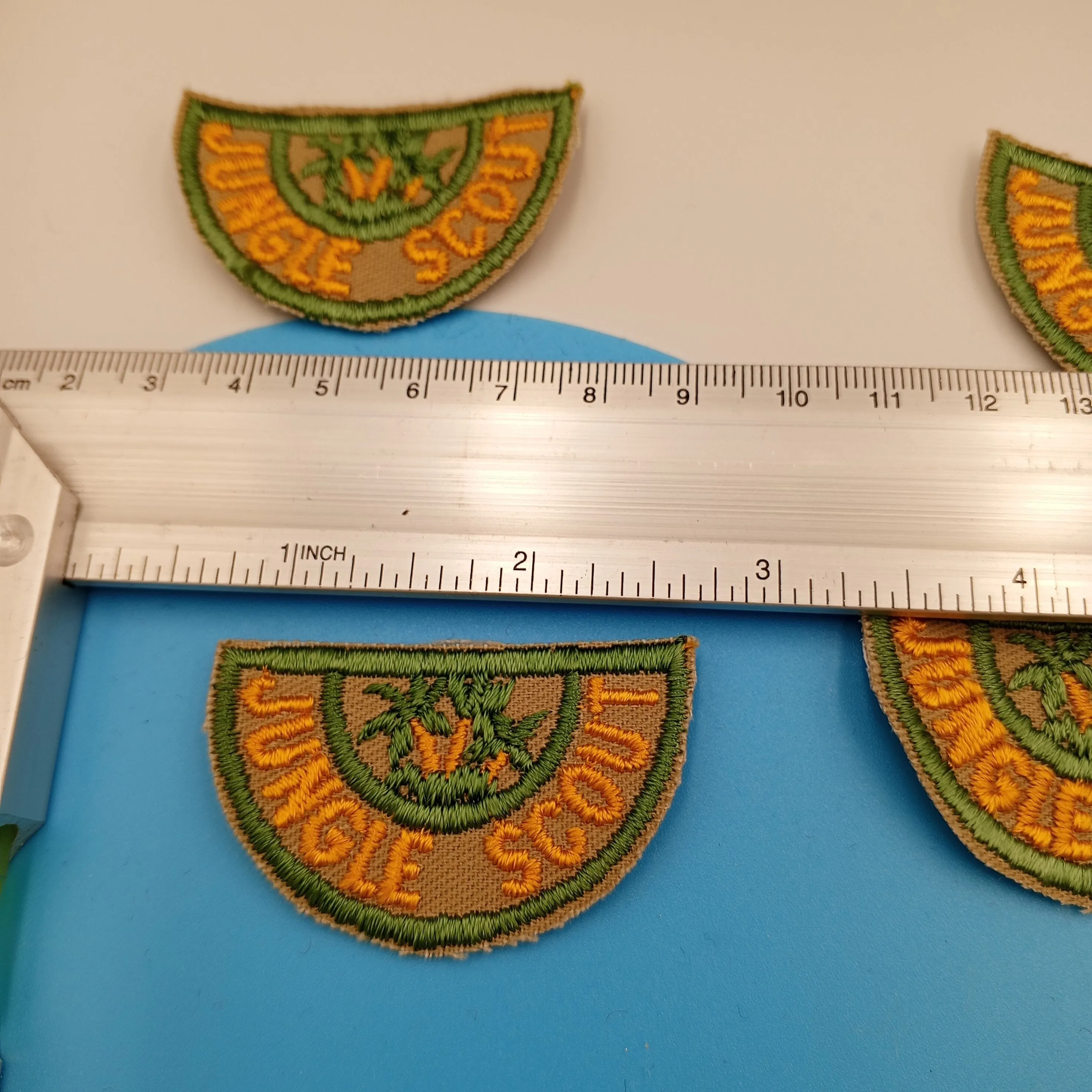 Iron on JUNGLE SCOUT Patches green yellow Scout Embroidered Vintage Uniform Badge Patches Appliques #753