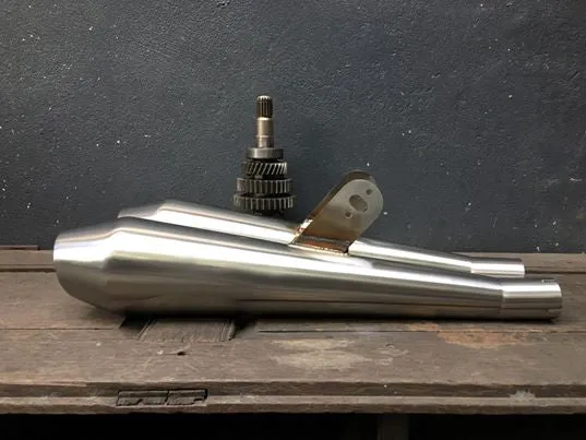KM-TRE-022 Triumph Domi Exhaust