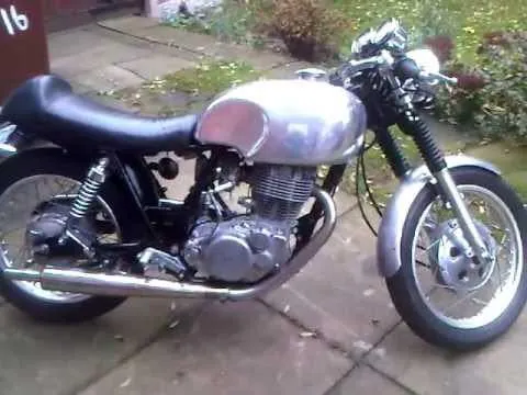 KM-YAE-007 Yamaha BSA Style Exhaust