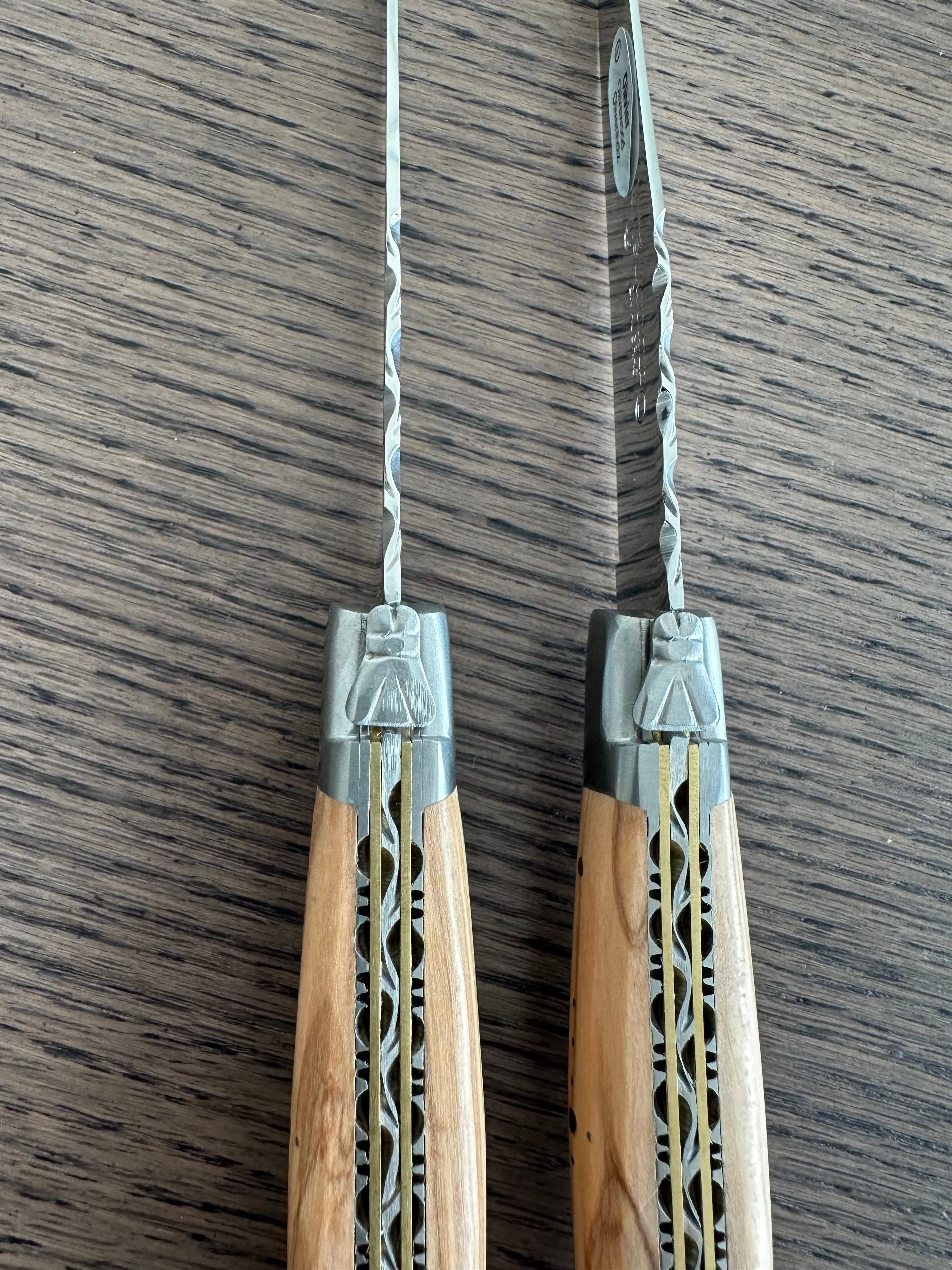 Laguiole en Aubrac Luxury Handcrafted Stainless Steel & Brass Double Plate 2-Piece Steak Knife Set with Olive Wood Handles