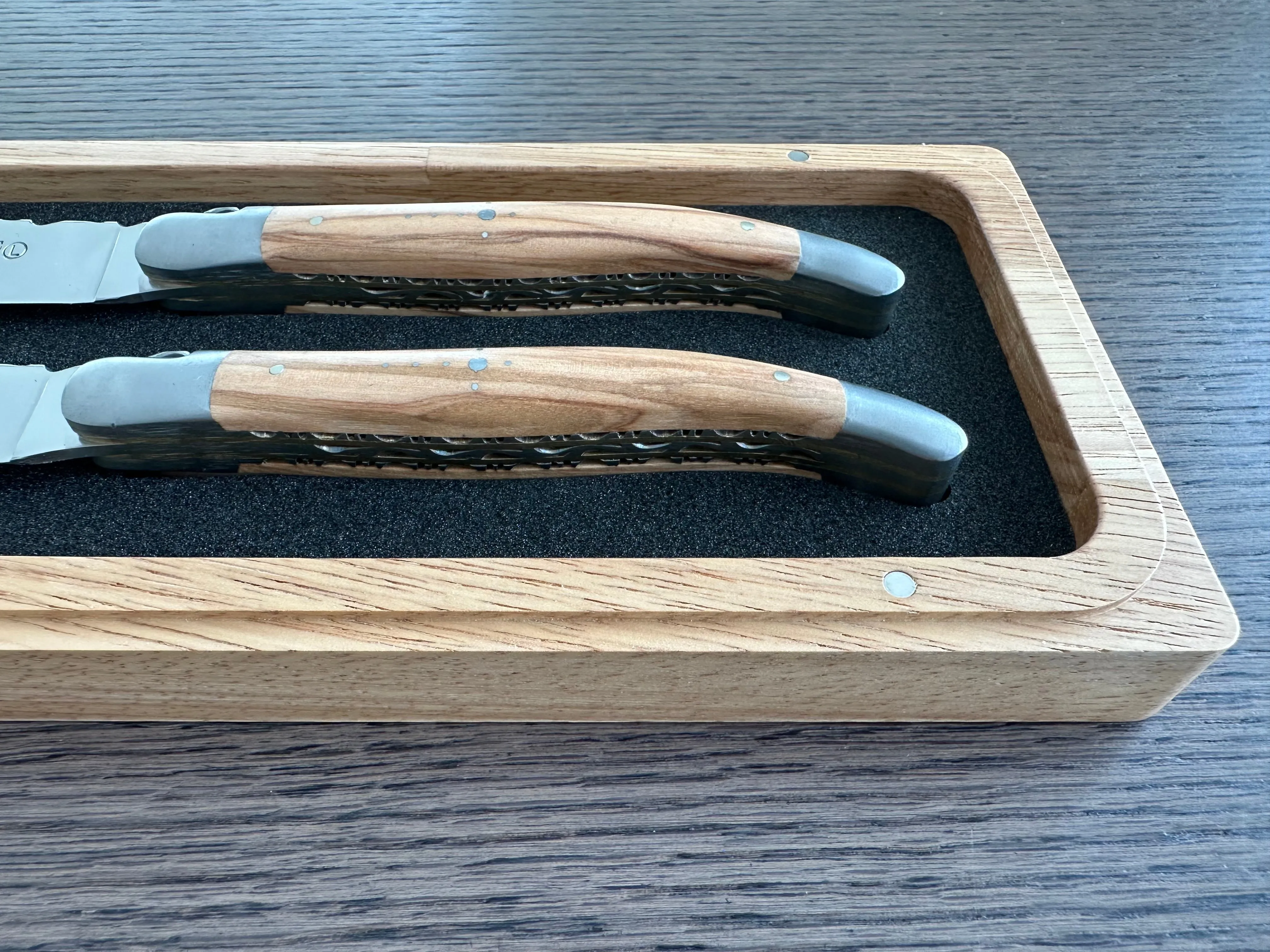 Laguiole en Aubrac Luxury Handcrafted Stainless Steel & Brass Double Plate 2-Piece Steak Knife Set with Olive Wood Handles