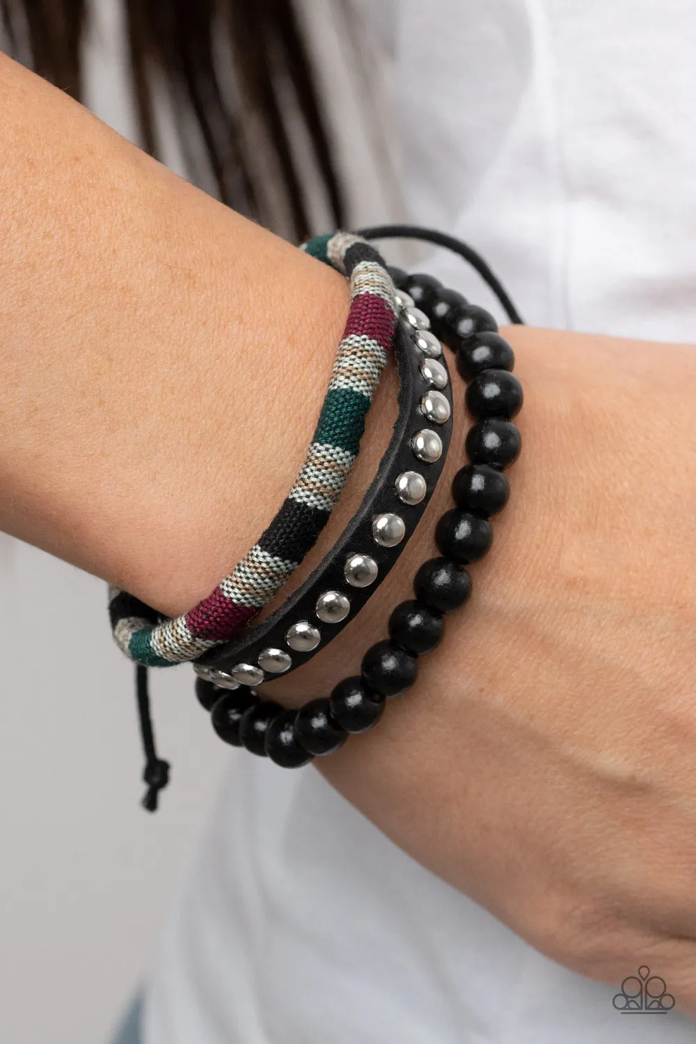 Loom Zoom - Black Bracelet
