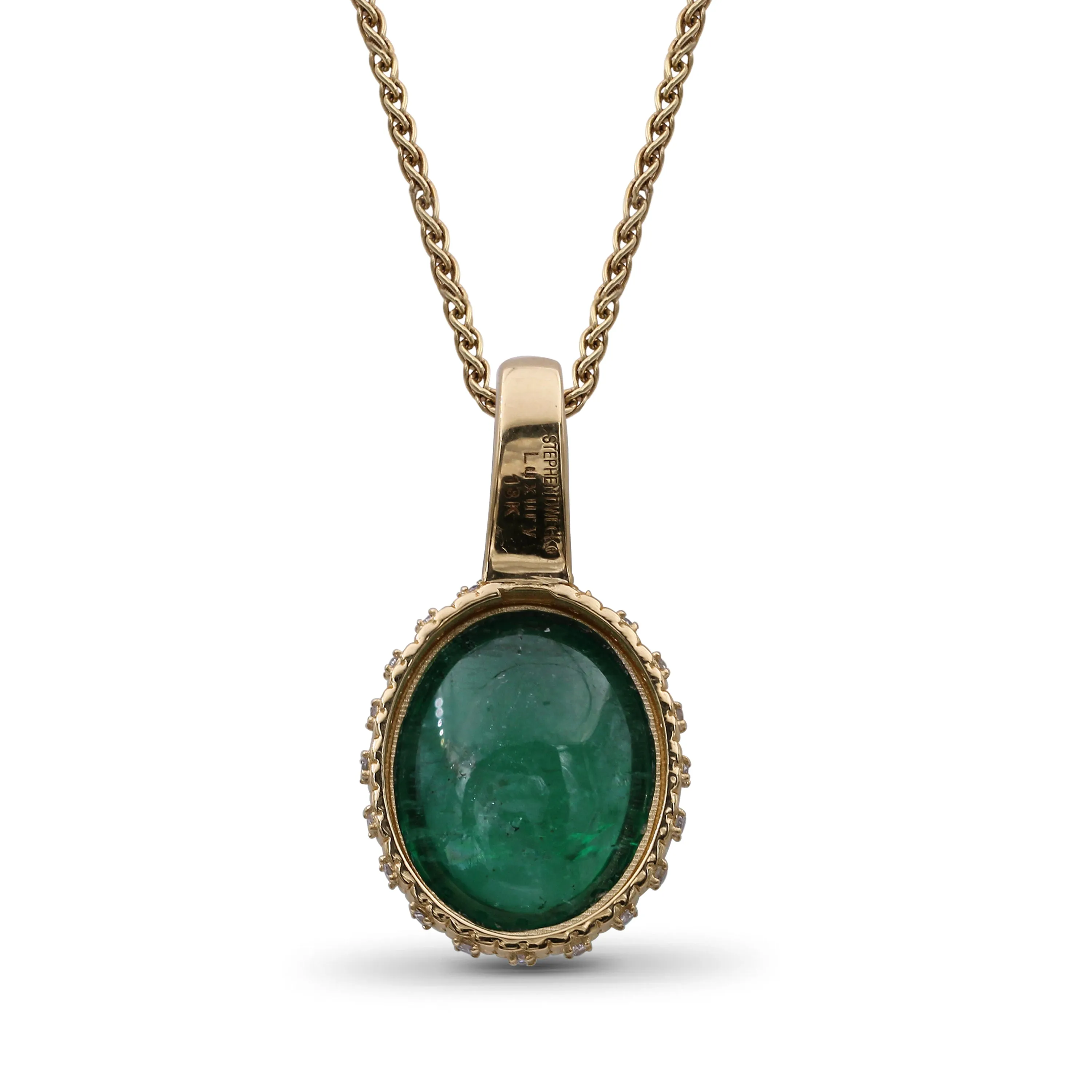 Luxury Emerald 9.65ct and Diamond 0.55ct Pendant in 18K Gold