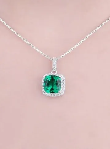 Made Emerald Green Necklace