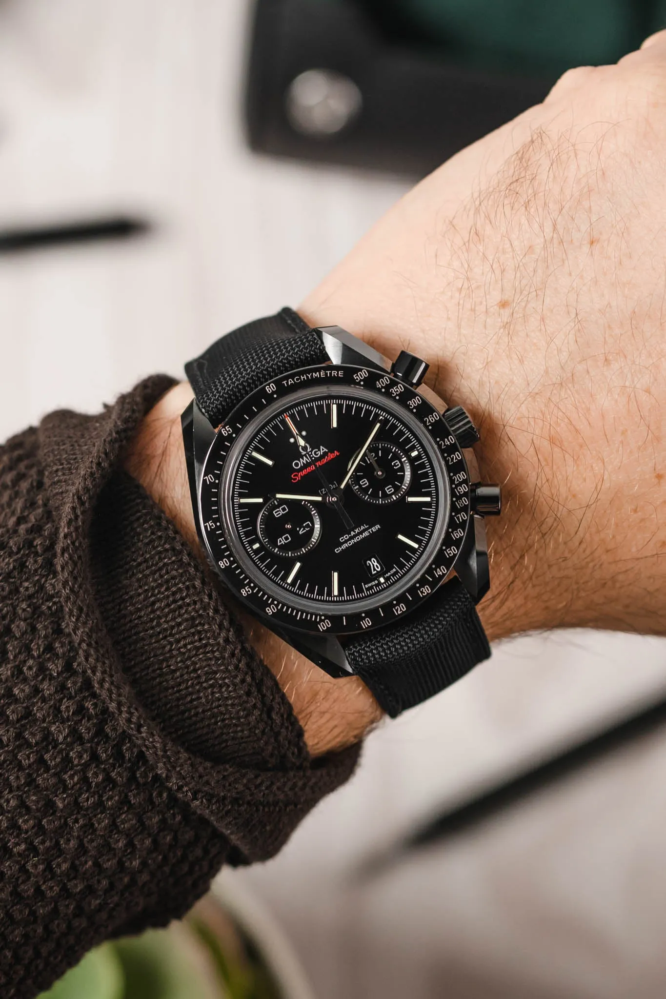 OMEGA Speedmaster 'Dark Side of The Moon' - 44.25mm