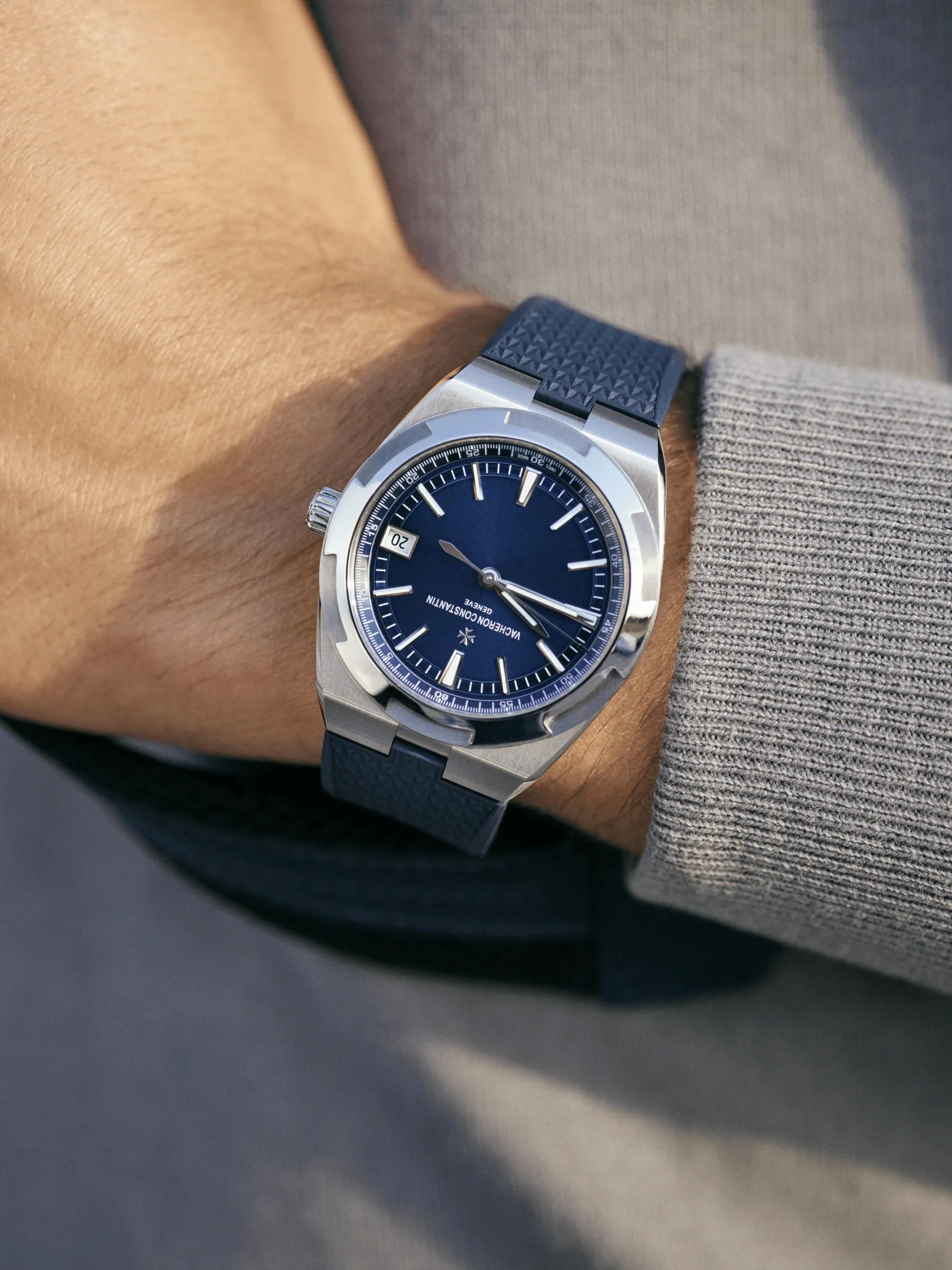 Overseas Self-Winding
