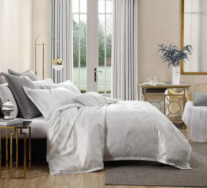 Platinum Collection SEVILLE SNOW QUILT COVER SET