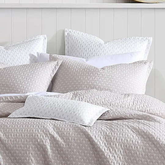 Platinum Collection VARSITY LINEN QUILT COVER SET