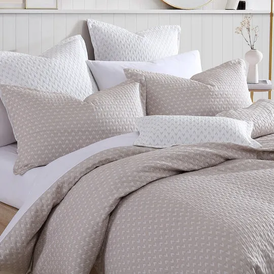 Platinum Collection VARSITY LINEN QUILT COVER SET