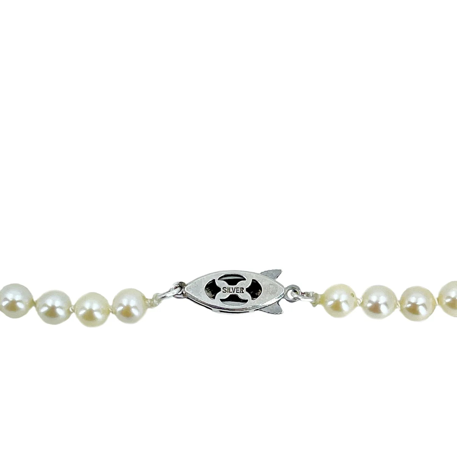Quality Art Deco Cream Japanese Saltwater Cultured Akoya Pearl Graduated Necklace - Sterling Silver 25.50 Inch