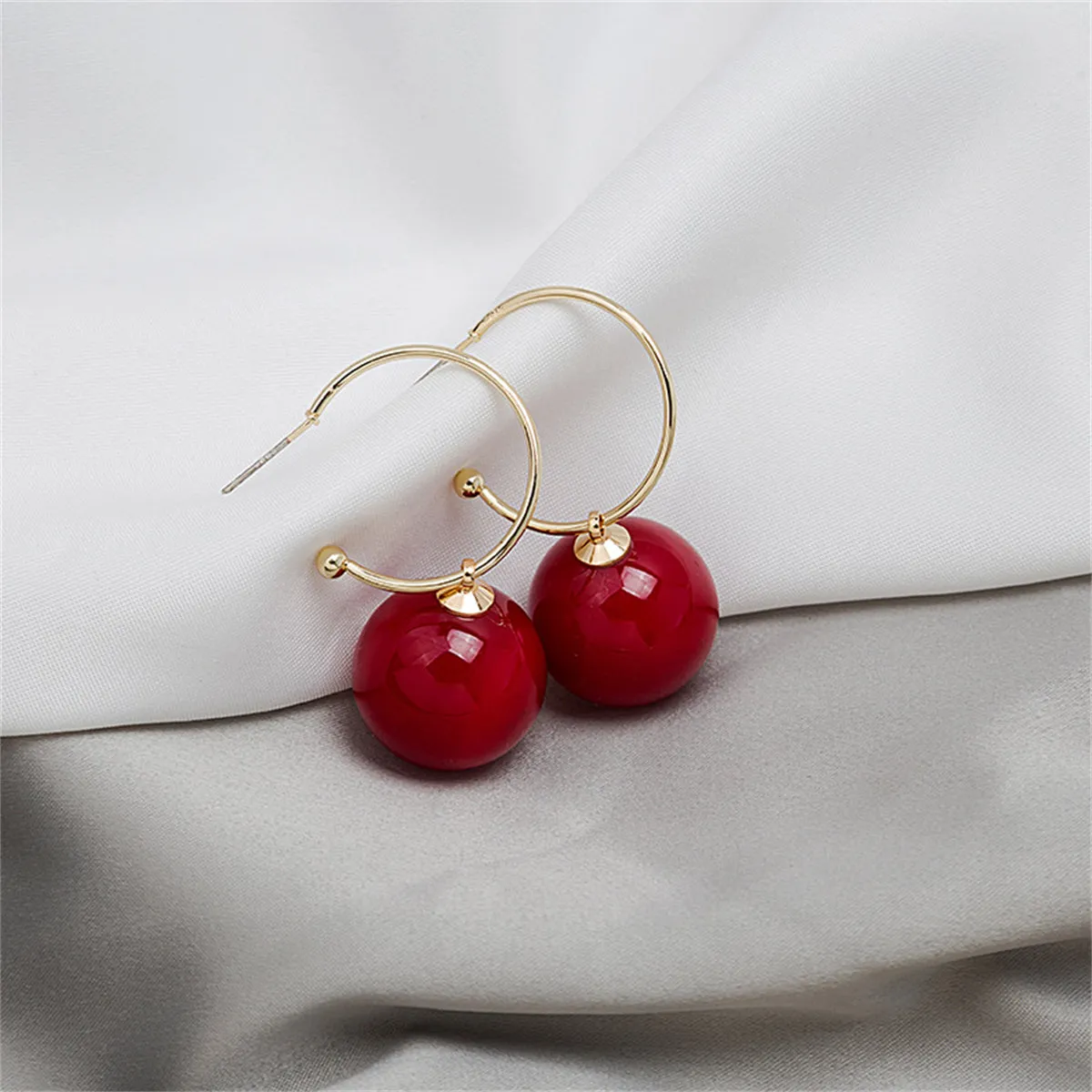 Red Pearl & 18K Gold-Plated Huggie Earrings