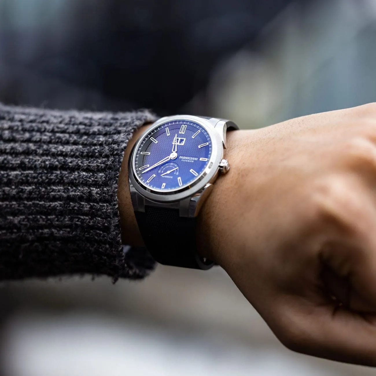 Tonda Black Dial Rubber Strap Steel