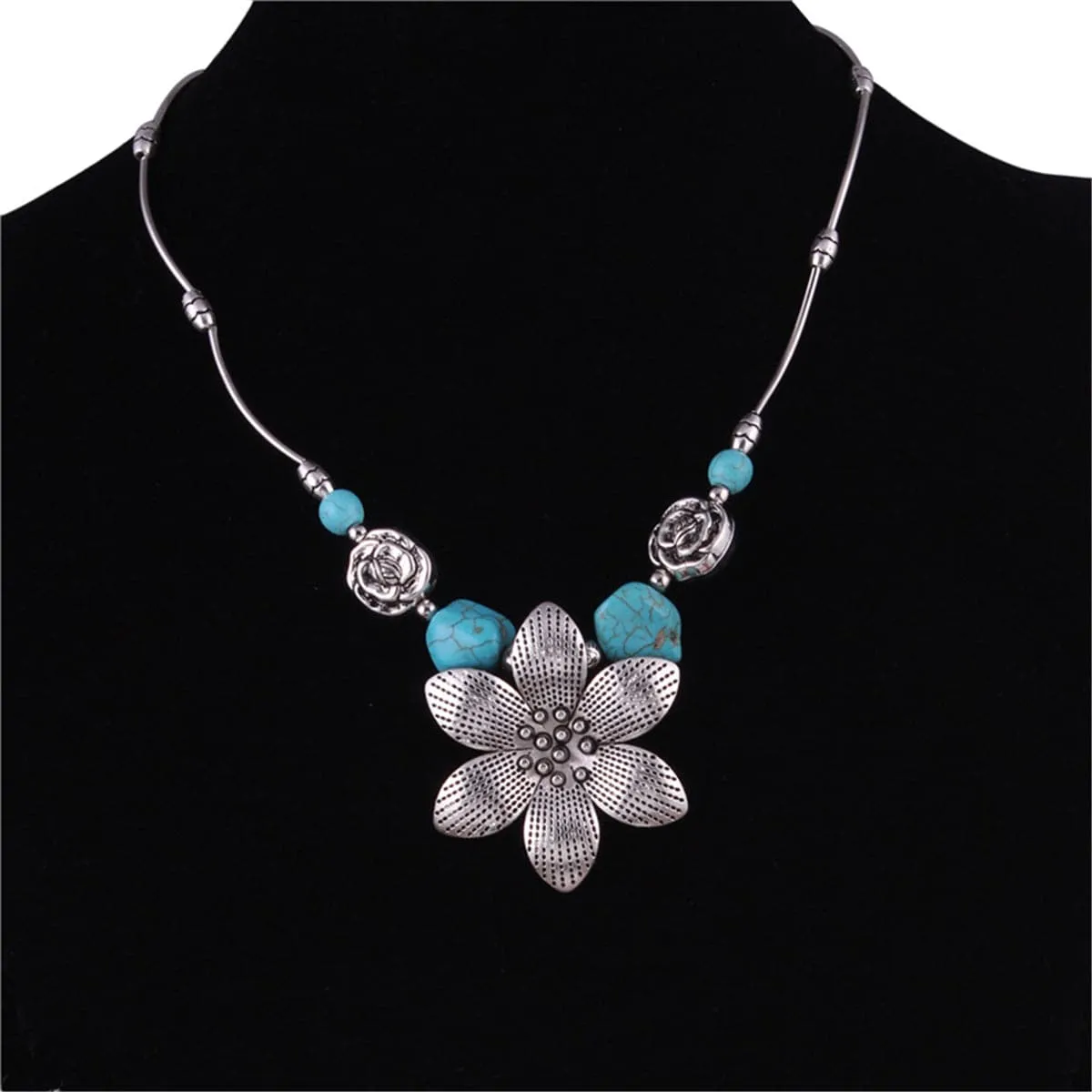 Turquoise & Silver-Plated Flower Pendant Necklace