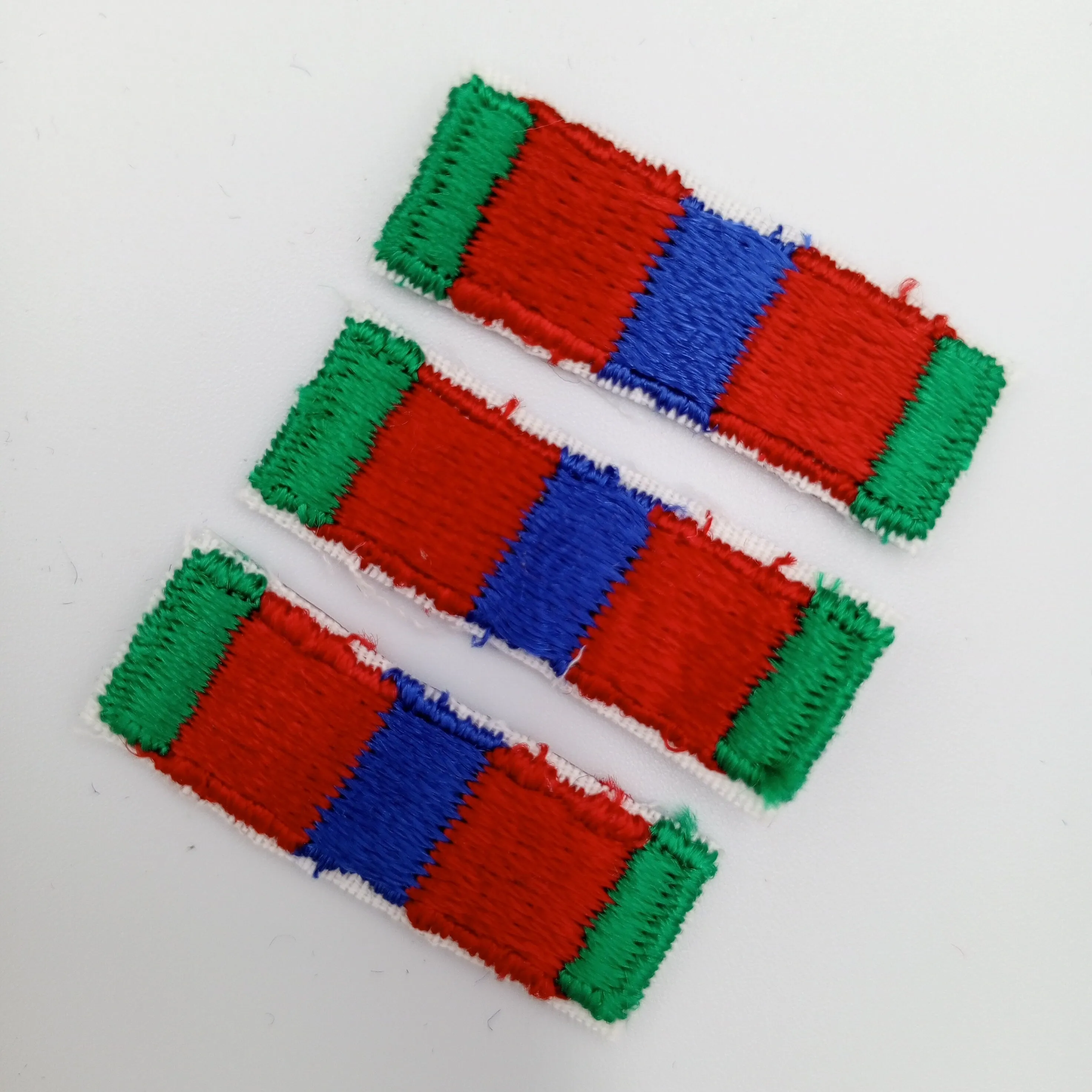 VINTAGE Badge Patches green red blue Embroidered Appliques #741